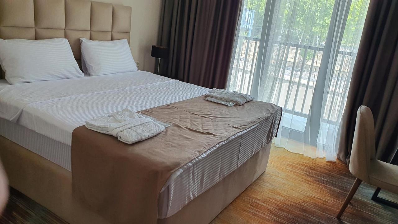 Carousel Hotel Tbilisi Eksteriør bilde