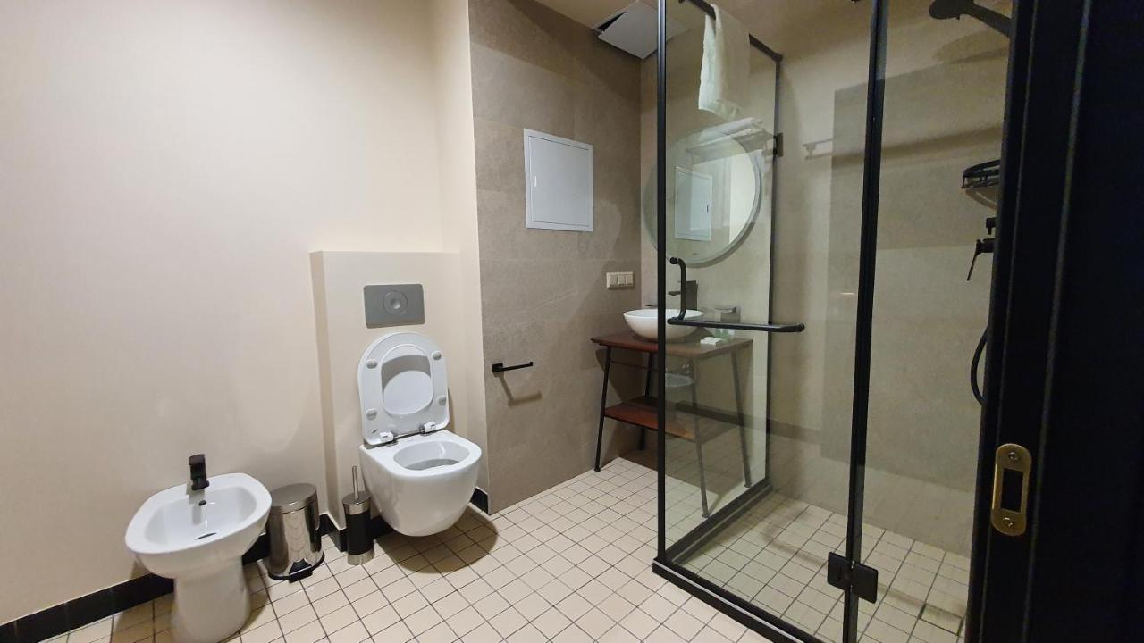 Carousel Hotel Tbilisi Eksteriør bilde